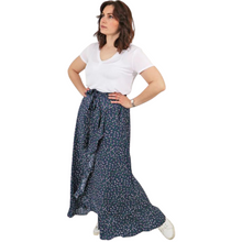 Load image into Gallery viewer, Ladies Navy Blue Wrap around Skirt with pockets. (A118)