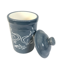 Load image into Gallery viewer, Grey with white garlic Design Garlic Keeper Pot (19)