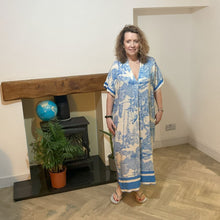 Load image into Gallery viewer, Royal animal design floaty dress with pockets (A172)
