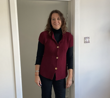 Load image into Gallery viewer, Donna Burgundy 3 button waistcoat a174
