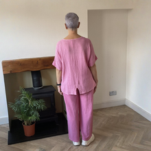 Load image into Gallery viewer, Linda Classic Pink Shirred Waistband Palazzo Trousers with Pockets | UK 10–16
