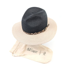Load image into Gallery viewer, Two Tone Panama Foldable Hat (57cm) - Black/Pink
