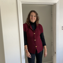 Load image into Gallery viewer, Donna Burgundy 3 button waistcoat a174
