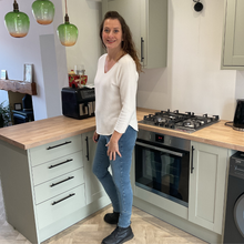 Load image into Gallery viewer, Super Soft Cream Italian Plain Jumper – One Size (12–16) A176
