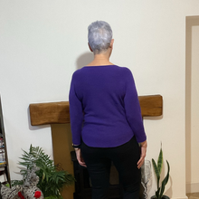 Load image into Gallery viewer, Super Soft Round neck Purple Italian Plain Jumper – One Size (12–16) A185
