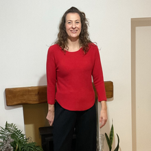Load image into Gallery viewer, Super Soft Round neck Red  Italian Plain Jumper – One Size (12–16) A185
