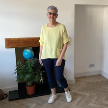 Load image into Gallery viewer, Caroline Green Linen/cotton  Mix Top | Flattering One Size UK 10–18
