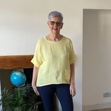 Load image into Gallery viewer, Caroline Green Linen/cotton  Mix Top | Flattering One Size UK 10–18
