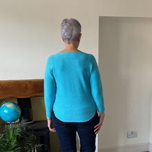 Load image into Gallery viewer, Super Soft Round neck Turquoise Italian Plain Jumper – One Size (12–16) A185
