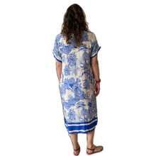 Load image into Gallery viewer, Royal blue animal design floaty dress with pockets (A172)
