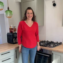 Load image into Gallery viewer, Super Soft rted Italian Plain Jumper – One Size (12–16) A176
