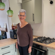 Load image into Gallery viewer, Super Soft Brown Italian Plain Jumper – One Size (12–16)  A176
