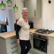 Load image into Gallery viewer, Cream 3 button waistcoat a174
