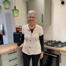 Load image into Gallery viewer, Cream 3 button waistcoat a174
