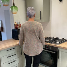 Load image into Gallery viewer, Beige Fleck tops/jumper with one pocket. (A171)
