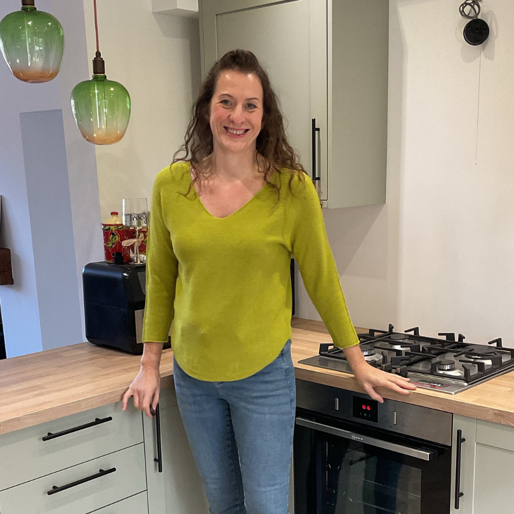 Super Soft Lime green Italian Plain Jumper – One Size (12–16)  A176