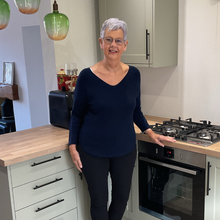 Load image into Gallery viewer, Super Soft Navy Blue Italian Plain Jumper – One Size (12–16)  A176
