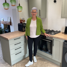 Load image into Gallery viewer, Green Plain Colour Padded Jacket – Waist Length | One Size (UK 10–14) | Lightweight Warm Outerwear | Pamper Yourself -A179
