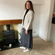 Load image into Gallery viewer, Cream Plain Colour Padded Jacket – Waist Length | One Size (UK 10–14) | Lightweight Warm Outerwear | Pamper Yourself -A179
