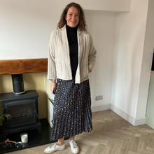 Load image into Gallery viewer, Cream Plain Colour Padded Jacket – Waist Length | One Size (UK 10–14) | Lightweight Warm Outerwear | Pamper Yourself -A179
