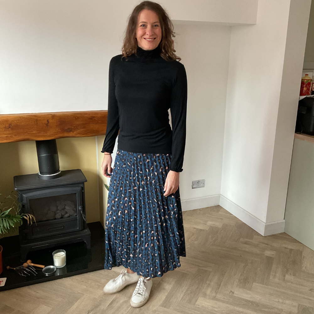 Teal Full Length Pleated Animal Print Maxi Skirt – One Size (UK 10–16) | Flowy Boho Style | 100% Polyester - A177