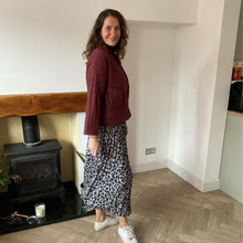 Load image into Gallery viewer, Raspberry Plain Colour Padded Jacket – Waist Length | One Size (UK 10–14) | Lightweight Warm Outerwear | Pamper Yourself -A179
