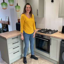 Load image into Gallery viewer, Super Soft Mustard Italian Plain Jumper – One Size (12–16)  A176
