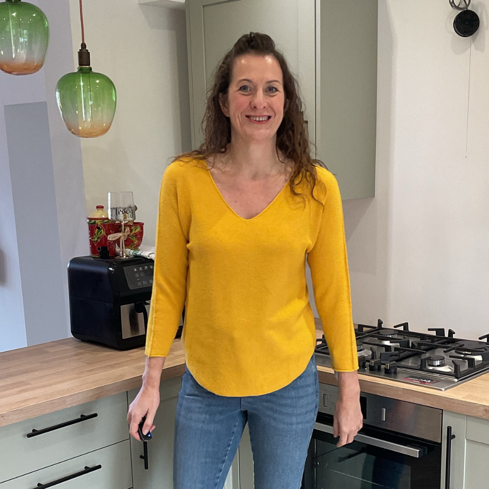 Super Soft Mustard Italian Plain Jumper – One Size (12–16)  A176