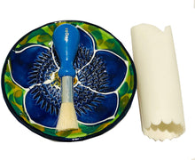 Load image into Gallery viewer, Blue Pom Design Garlic Grater(14) Garlic and Ginger Grater Set with Brush and Peeler. A Must for Every Foodie who Loves to Cook.

