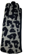 Load image into Gallery viewer, G1921 Leopard print super soft ladies gloves
