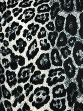 Load image into Gallery viewer, Pamper Yourself Now Chunky black and white leopard print snood
