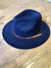 Load image into Gallery viewer, Navy Adjustable felt look Fedora hat
