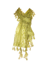 Load image into Gallery viewer, Green leaf lace scarf
