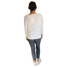 Load image into Gallery viewer, Ladies White V-neck Jumper (A126)
