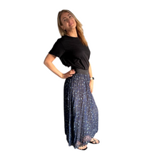 Load image into Gallery viewer, Navy blue animal pleated skirt
