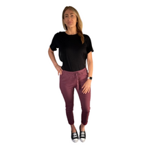 Load image into Gallery viewer, women&#39;s Burgundy Magic Pants trousers
