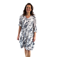 Load image into Gallery viewer, white/navy Dandelion stretchy dress for women  (A151)
