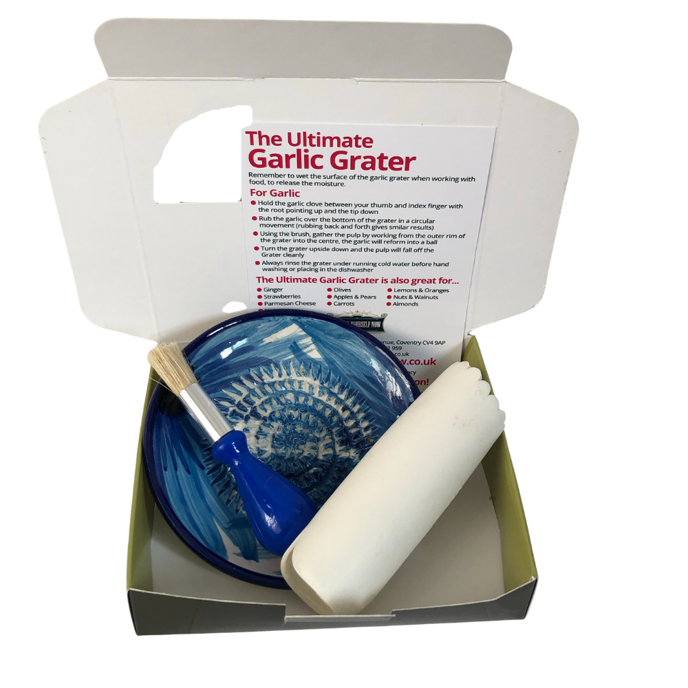 Blue with white swirl Garlic and Ginger Grater Plate set with brush and peeler. (23)
