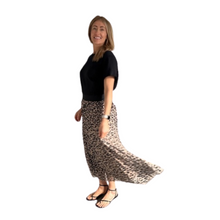 Load image into Gallery viewer, Animal print skirt UK
