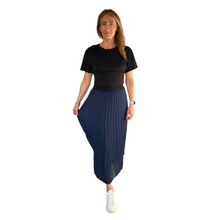 Load image into Gallery viewer, Navy pleated skirt for women
