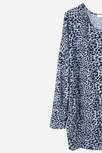 Load image into Gallery viewer, Grey/Navy Leopard Print Batwing Sleeve Jumper (A132)
